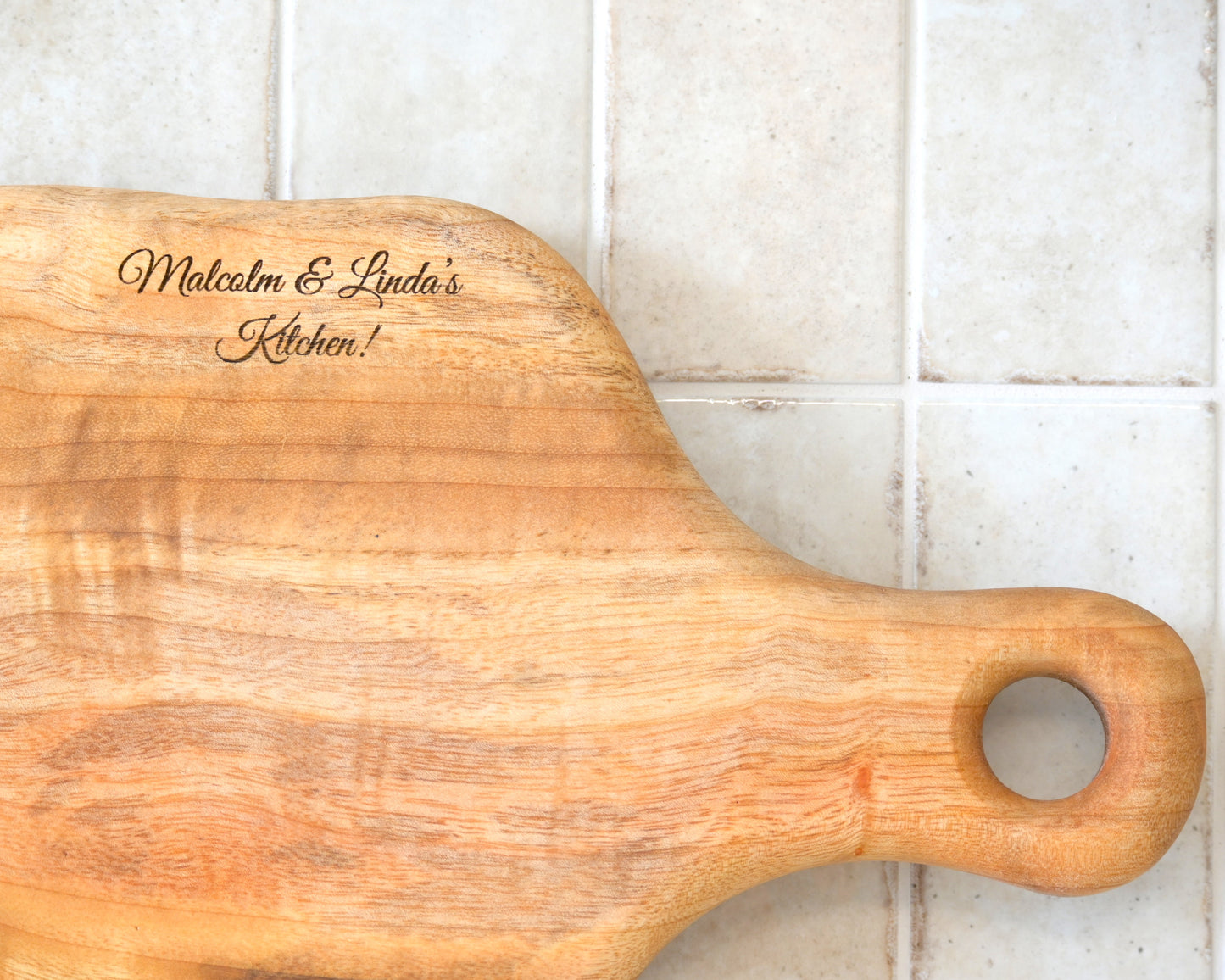 Engraving text on Gift Board / Cutting Board